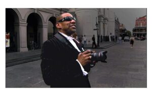 Documentário: Luz Escura: A arte dos fotógrafos cegos